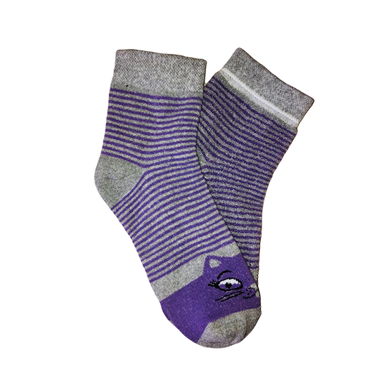 PURPLE GIRLS SOCKS WITH CAT PATTERN